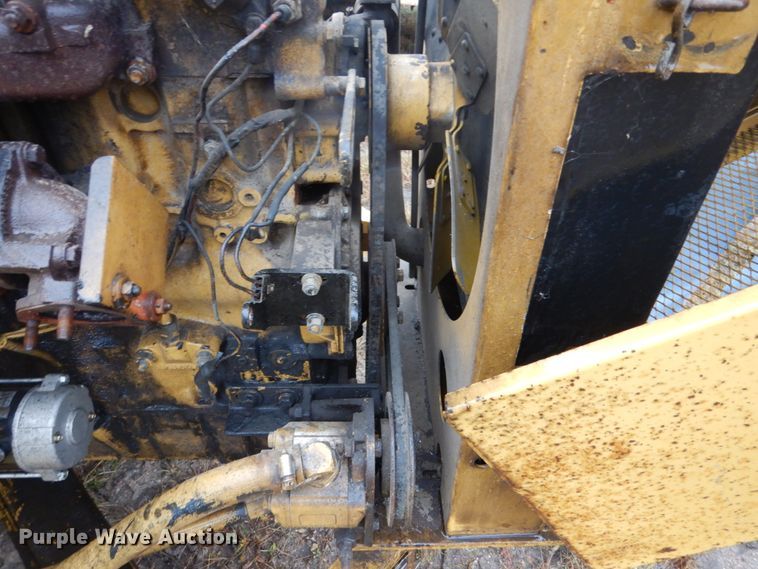 image for item FU9729 1993 Vermeer 1250 wood chipper