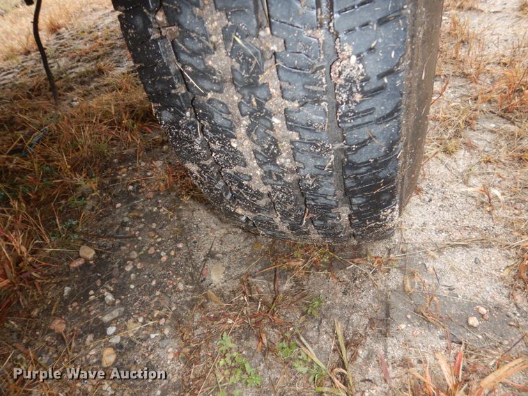 image for item FU9729 1993 Vermeer 1250 wood chipper