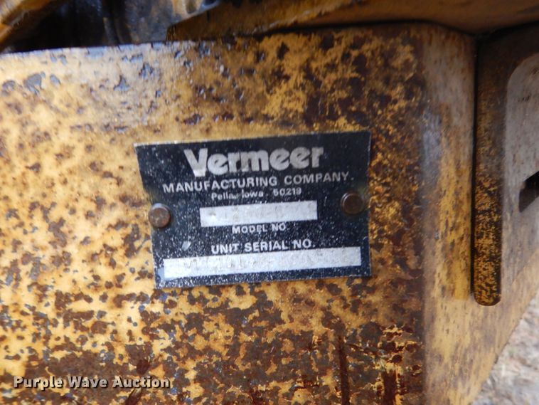 image for item FU9729 1993 Vermeer 1250 wood chipper