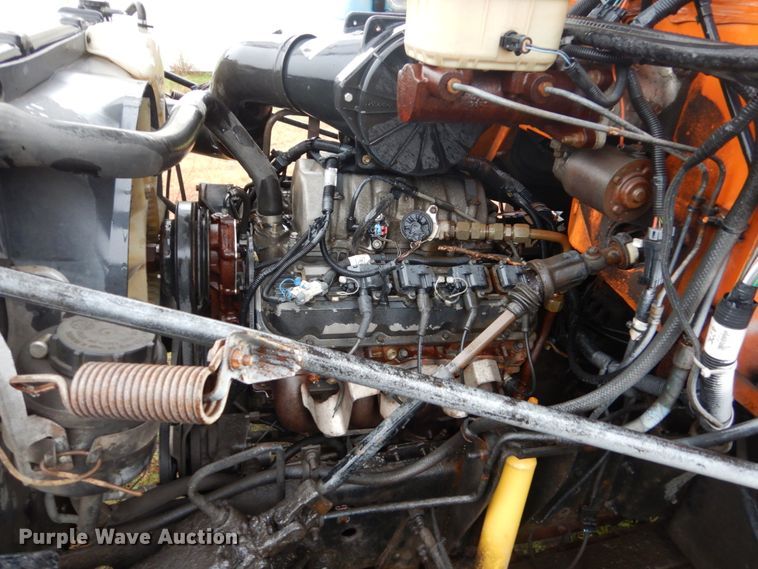 image for item FU9730 1999 GMC C7500 bucket truck