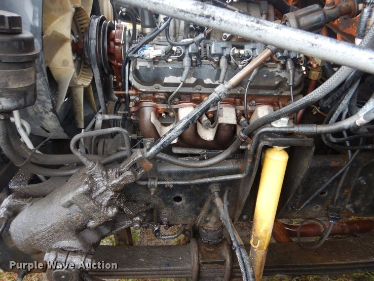 image for item FU9730 1999 GMC C7500 bucket truck