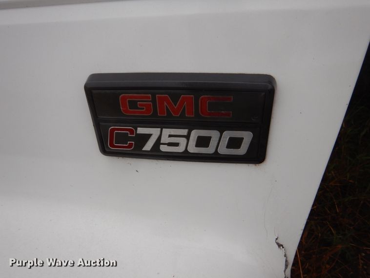 image for item FU9730 1999 GMC C7500 bucket truck
