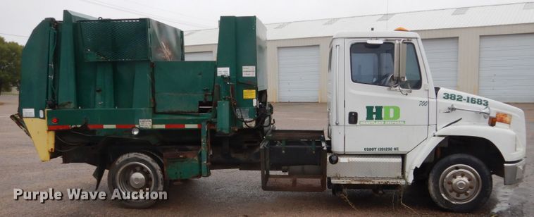image for item FU9734 1999 Freightliner FL50 refuse truck