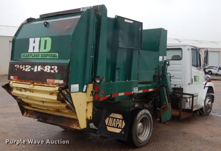image for item FU9734 1999 Freightliner FL50 refuse truck