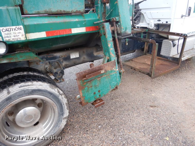 image for item FU9734 1999 Freightliner FL50 refuse truck