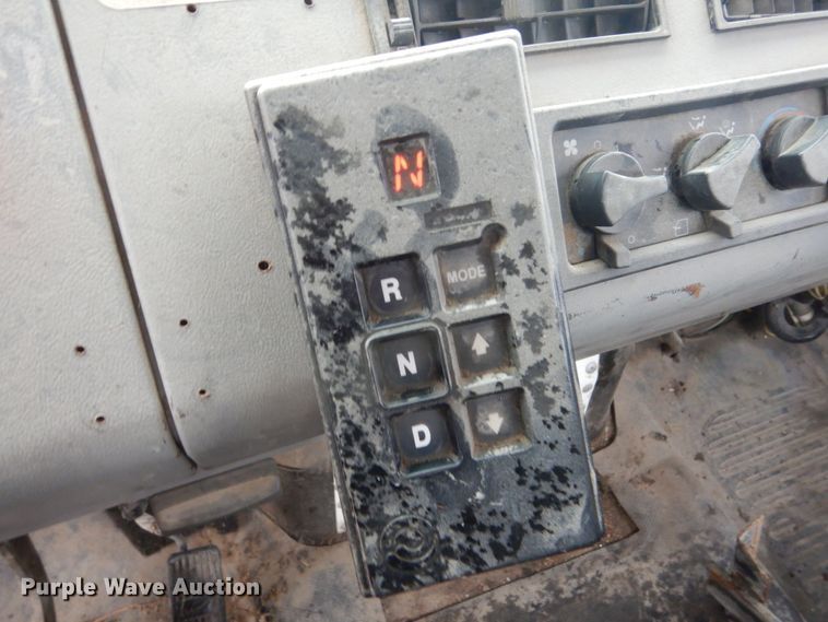 image for item FU9734 1999 Freightliner FL50 refuse truck