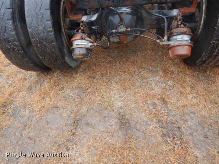 image for item FU9737 1998 Crane Carrier truck cab and chassis