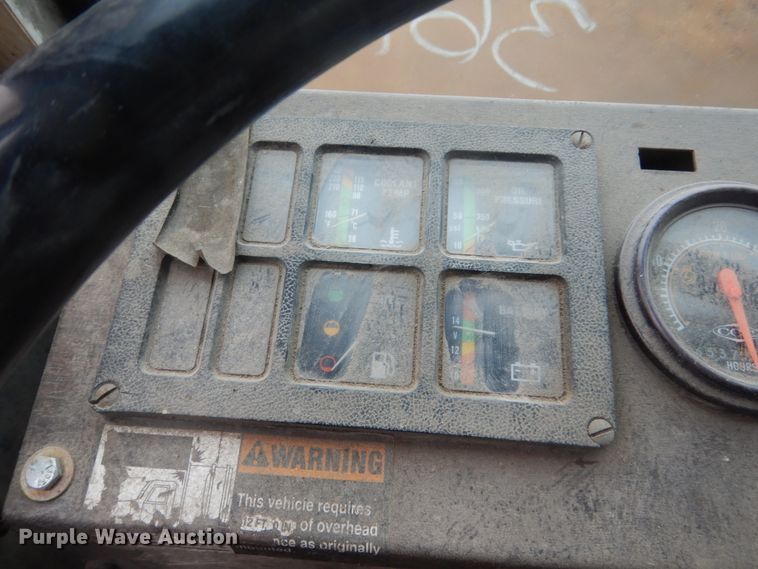 image for item FU9737 1998 Crane Carrier truck cab and chassis