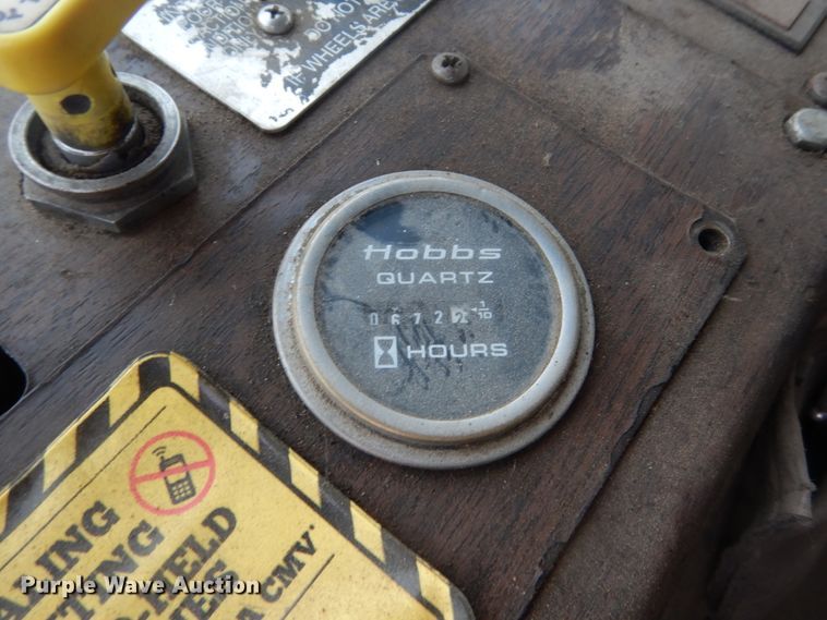 image for item FU9737 1998 Crane Carrier truck cab and chassis