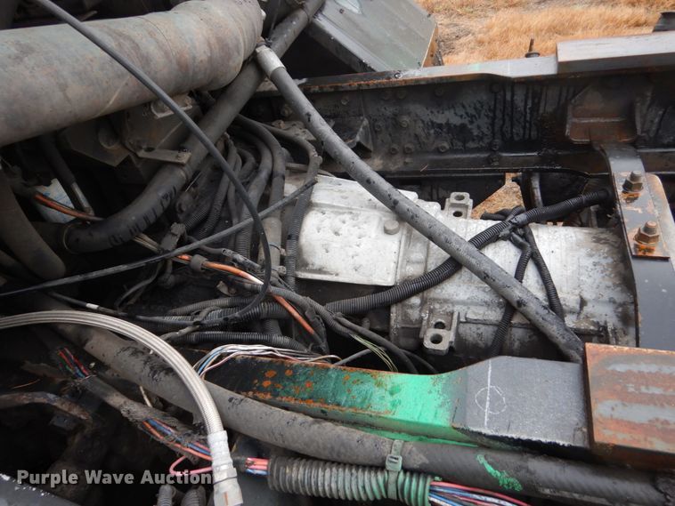 image for item FU9737 1998 Crane Carrier truck cab and chassis