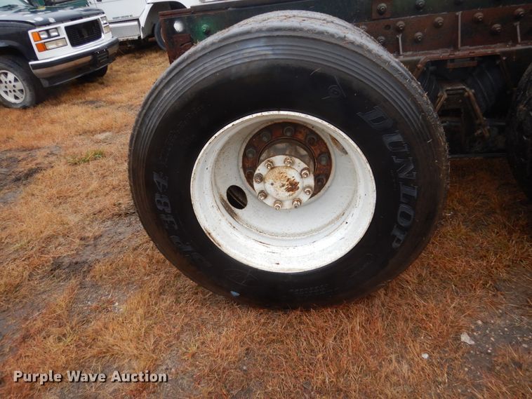 image for item FU9737 1998 Crane Carrier truck cab and chassis