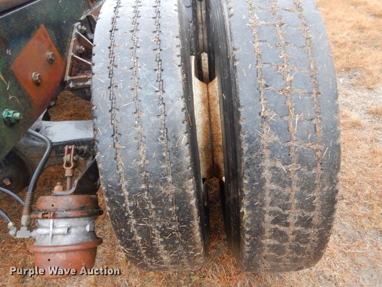 image for item FU9737 1998 Crane Carrier truck cab and chassis