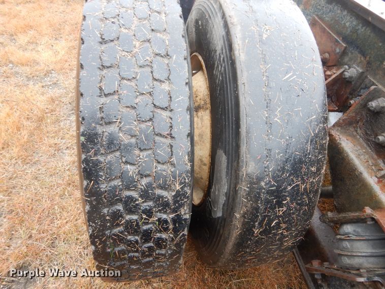 image for item FU9737 1998 Crane Carrier truck cab and chassis