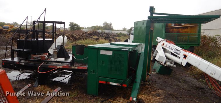 image for item FU9739 Flatbed with crane