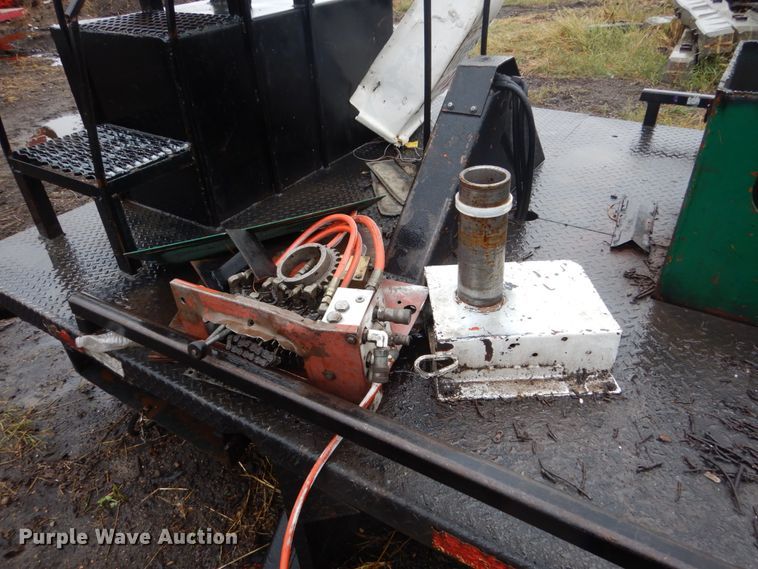 image for item FU9739 Flatbed with crane