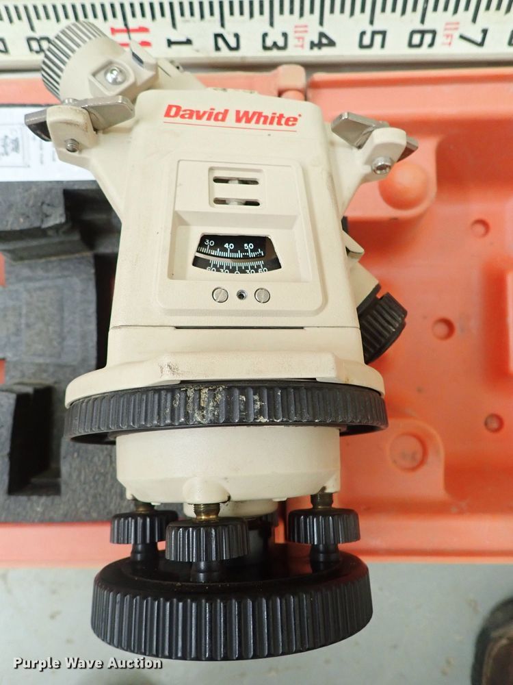 image for item GB9486 Surveying equipment