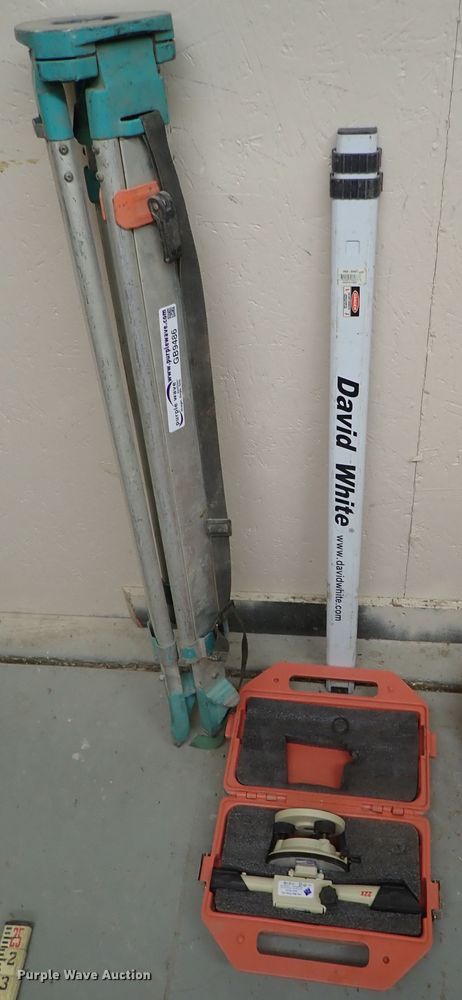 image for item GB9486 Surveying equipment