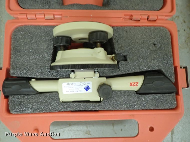 image for item GB9486 Surveying equipment