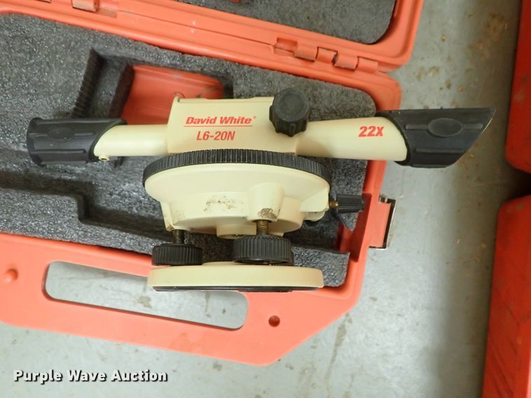 image for item GB9486 Surveying equipment