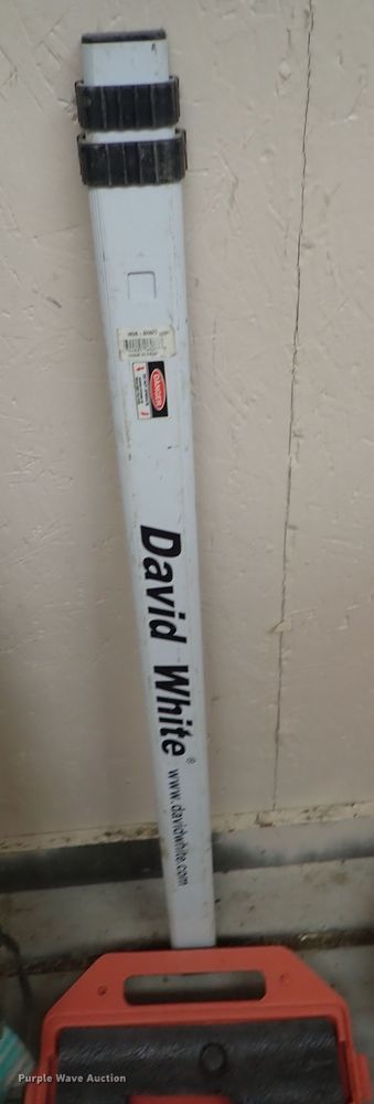 image for item GB9486 Surveying equipment