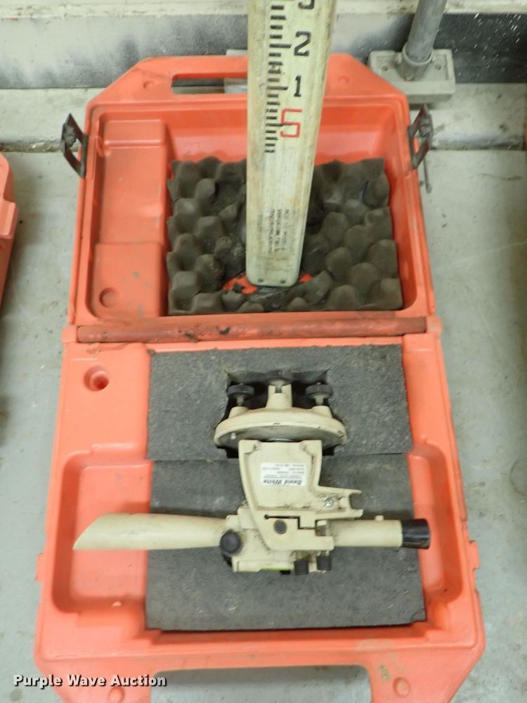 image for item GB9486 Surveying equipment