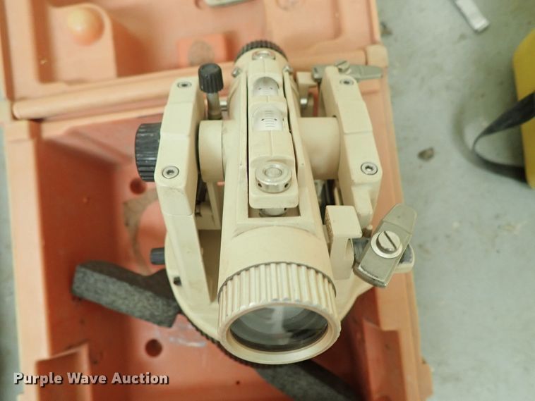 image for item GB9486 Surveying equipment