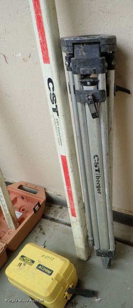 image for item GB9486 Surveying equipment