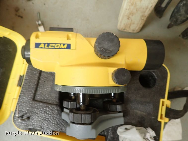 image for item GB9486 Surveying equipment