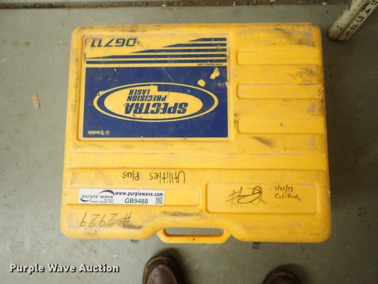 image for item GB9488 Spectra DG711 pipe laser