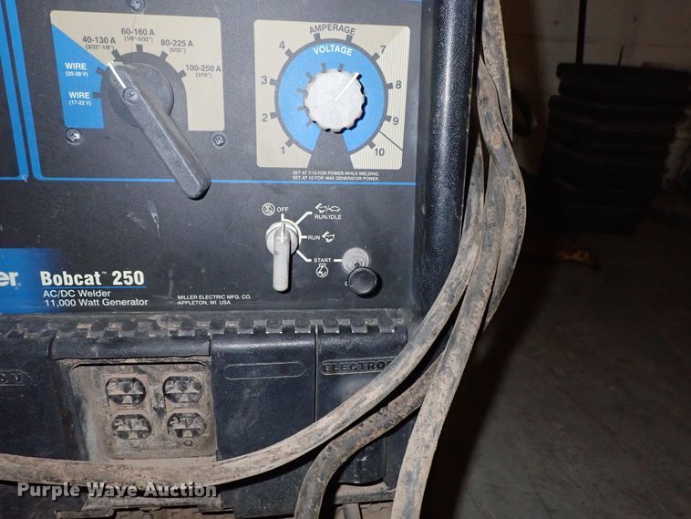 image for item GB9493 Miller Bobcat 250 AC/DC welder/generator