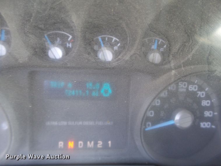 image for item GC9064 2017 Ford F650 Super Duty winch truck