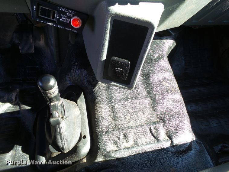 image for item GC9064 2017 Ford F650 Super Duty winch truck