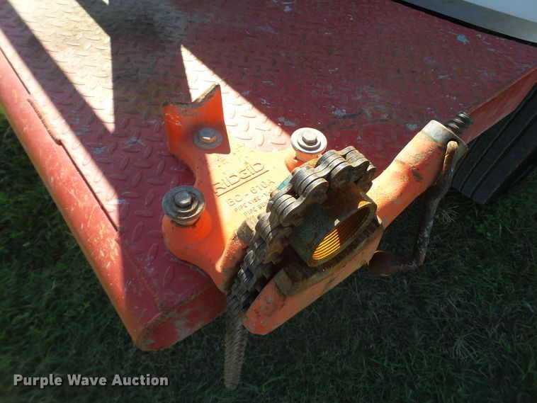 image for item GC9064 2017 Ford F650 Super Duty winch truck