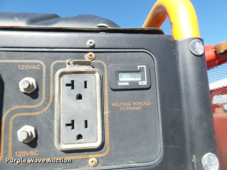 image for item GC9064 2017 Ford F650 Super Duty winch truck