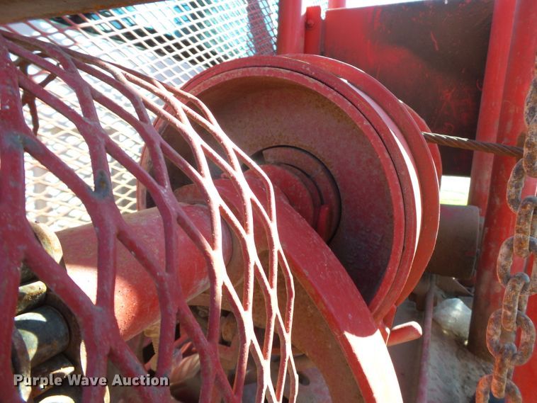 image for item GC9064 2017 Ford F650 Super Duty winch truck