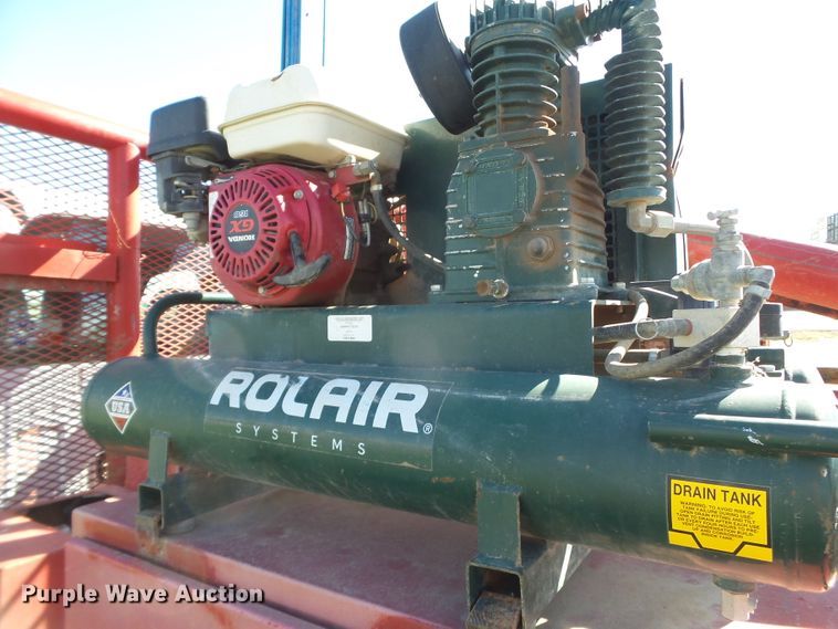 image for item GC9064 2017 Ford F650 Super Duty winch truck