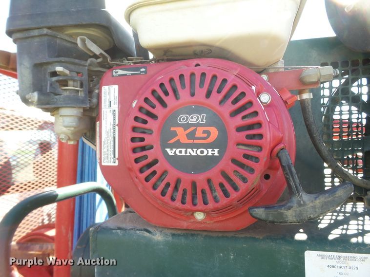 image for item GC9064 2017 Ford F650 Super Duty winch truck