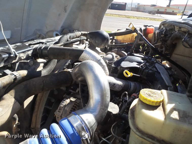 image for item GC9064 2017 Ford F650 Super Duty winch truck