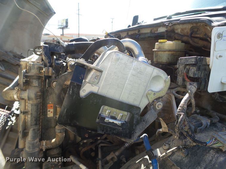 image for item GC9064 2017 Ford F650 Super Duty winch truck