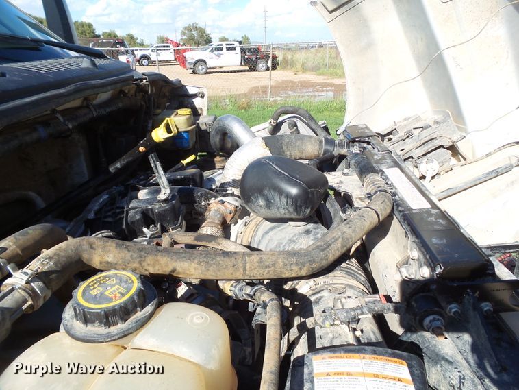 image for item GC9064 2017 Ford F650 Super Duty winch truck