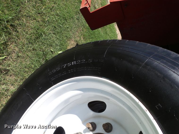 image for item GC9064 2017 Ford F650 Super Duty winch truck