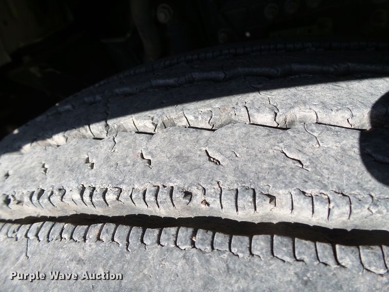 image for item GC9064 2017 Ford F650 Super Duty winch truck