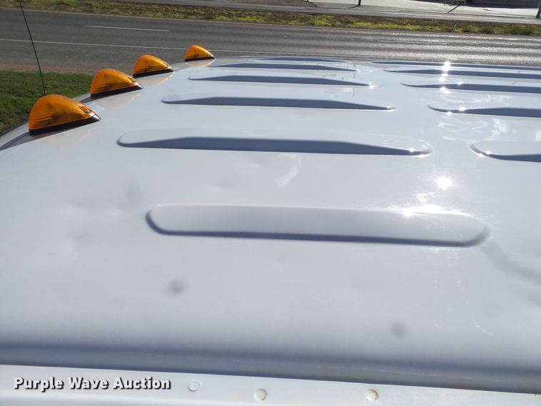 image for item GC9064 2017 Ford F650 Super Duty winch truck