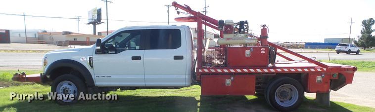 image for item GC9065 2018 Ford F550 Super Duty Crew Cab winch truck