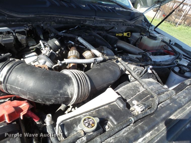 image for item GC9065 2018 Ford F550 Super Duty Crew Cab winch truck