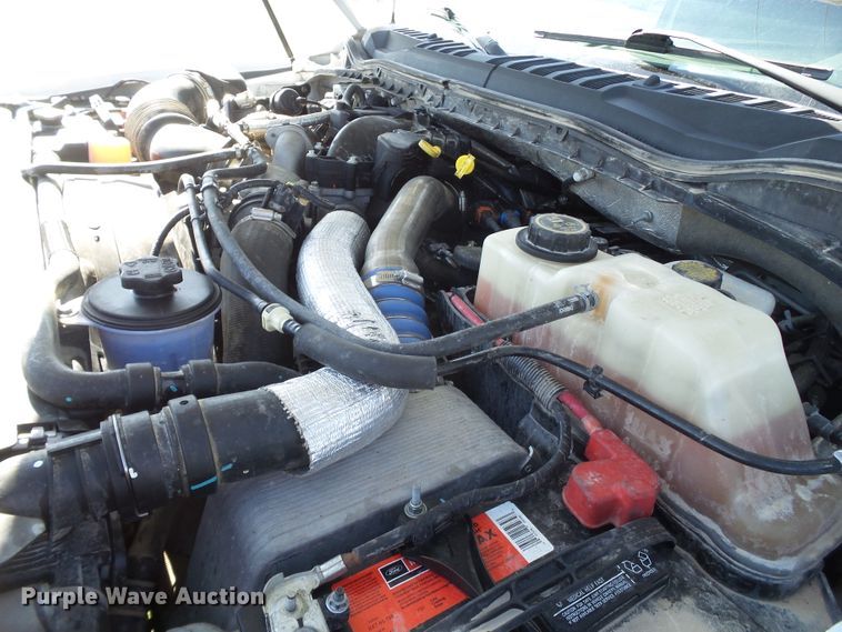 image for item GC9065 2018 Ford F550 Super Duty Crew Cab winch truck