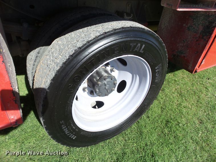 image for item GC9065 2018 Ford F550 Super Duty Crew Cab winch truck