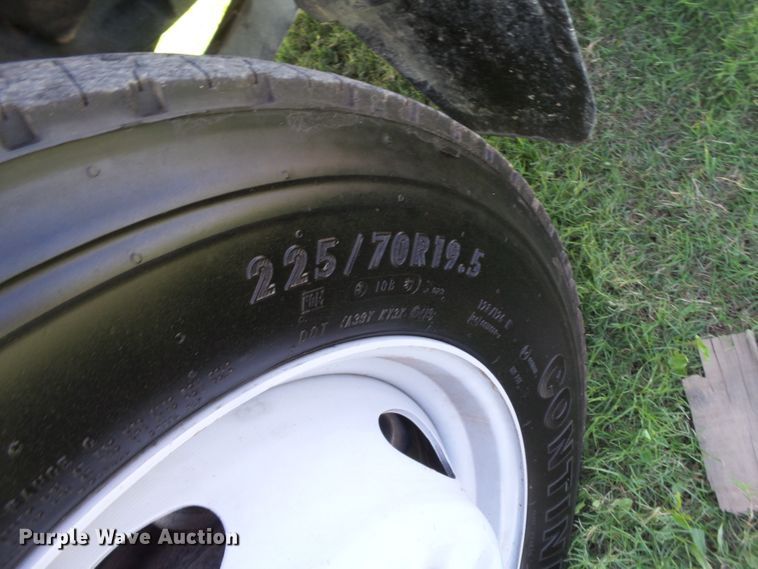 image for item GC9065 2018 Ford F550 Super Duty Crew Cab winch truck