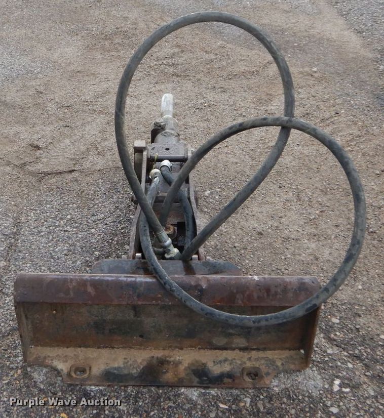 image for item GC9347 Huskie HH100 compact utility loader breaker