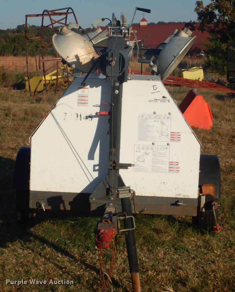 image for item GC9693 2000 Magnum 4060K light plant